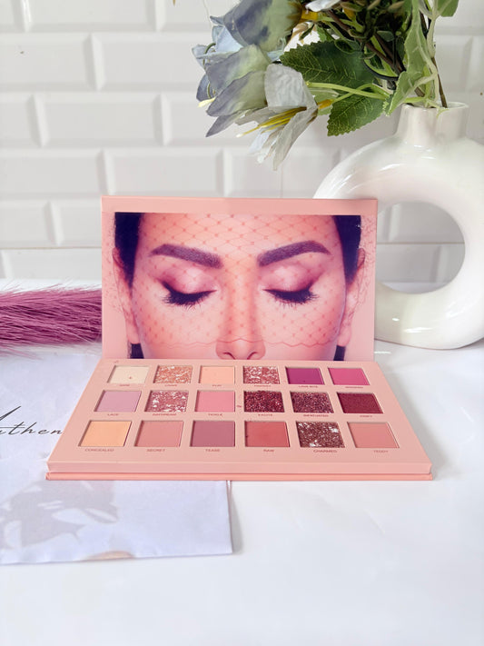 Huda Beauty New Nude Palette