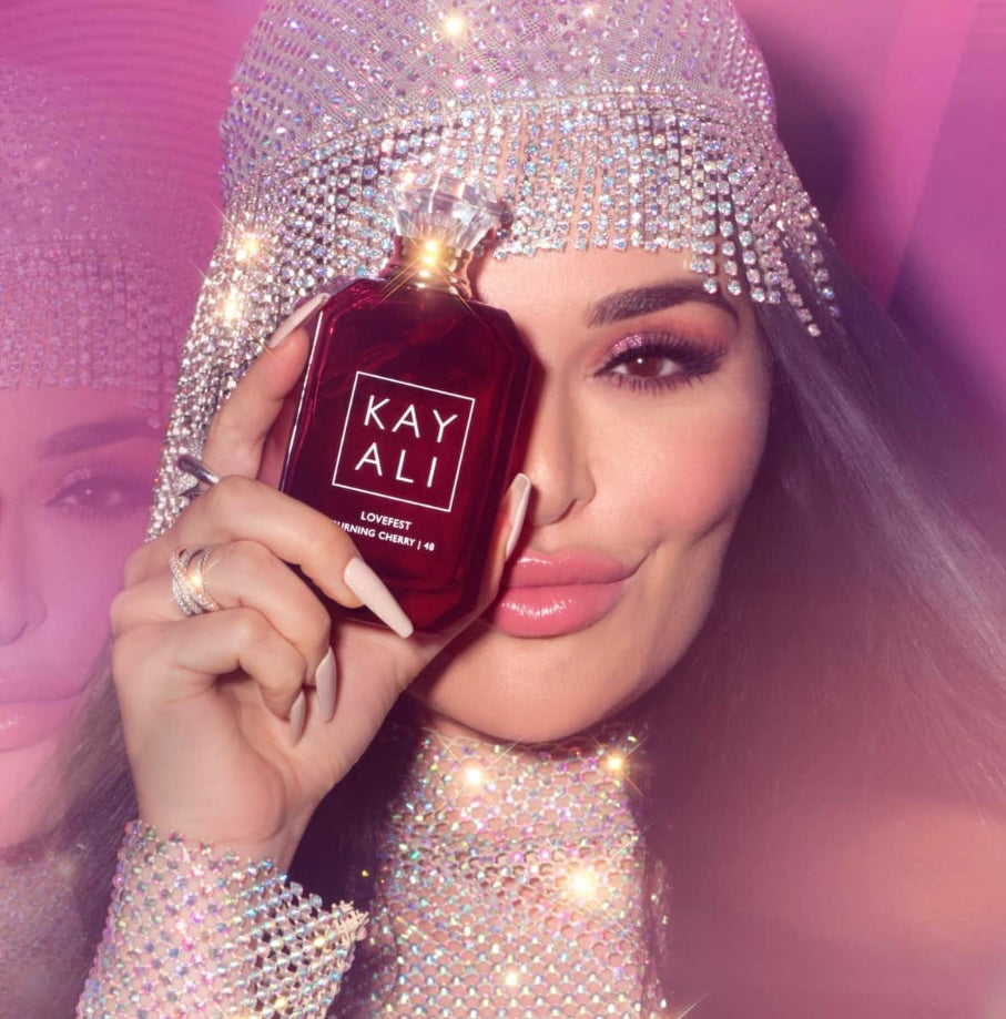 Kayali lovefest burning cherry