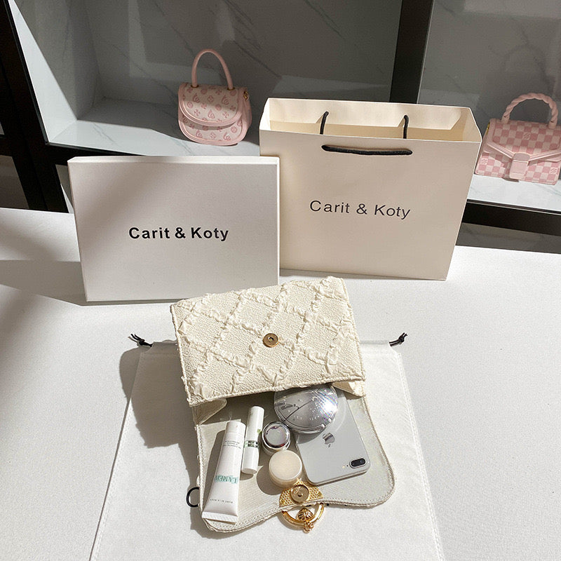 Carit & Koty White Textured Embroidery Bag