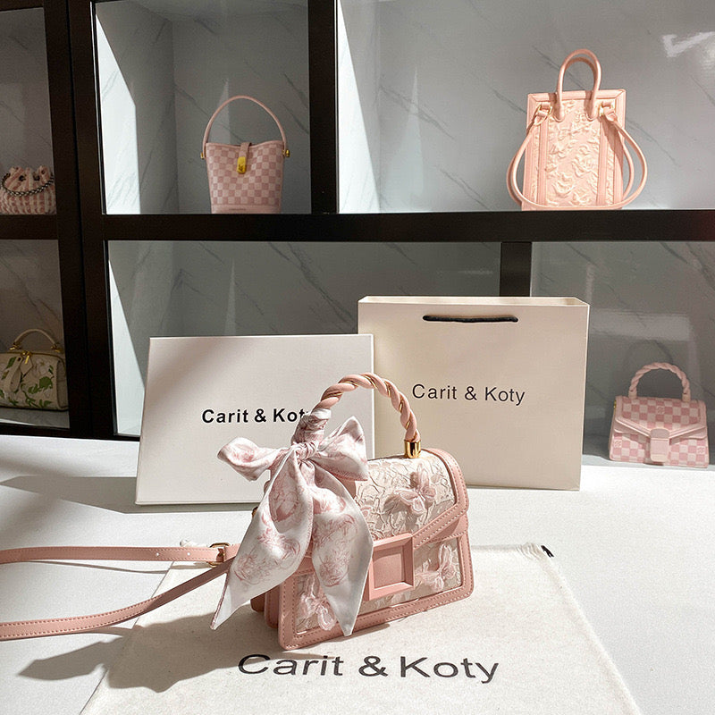 Carit & Koty Pink Buckle Embroidery Bag