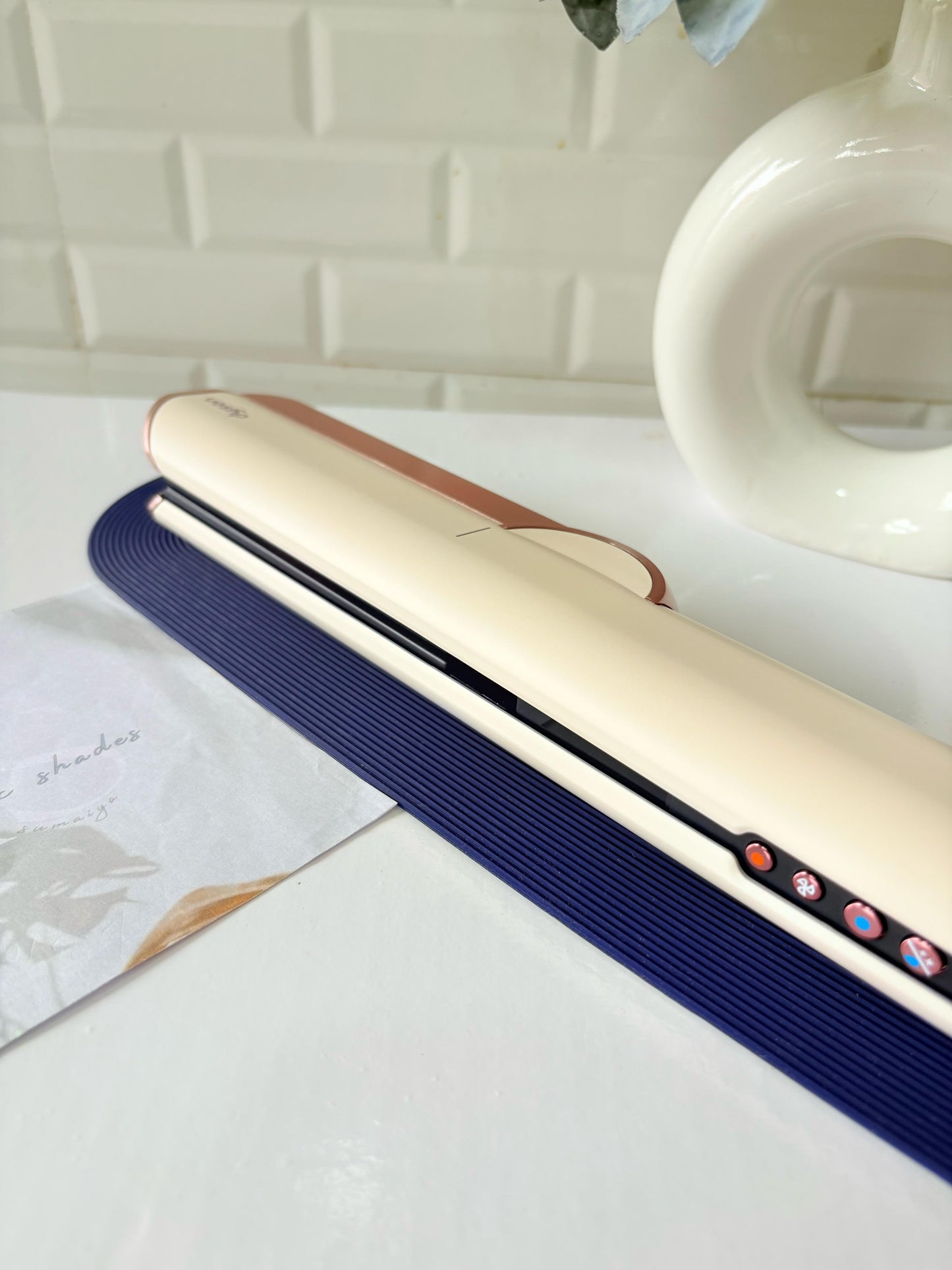 Dyson Airstrait™ Straightener