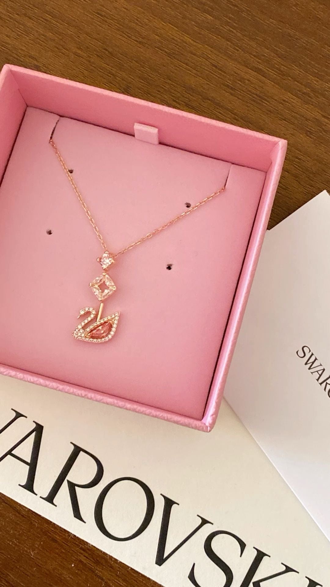 Swarovski swan pendant